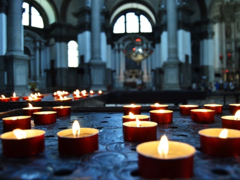 Extremismo religioso _ Día Internacional en Conmemoración de las Víctimas de Actos de Violencia Basados en la Religión o la Creencia